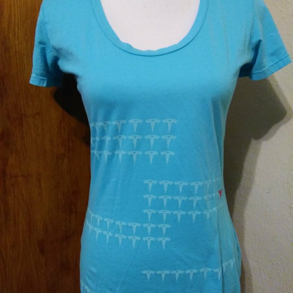 Tesla women's small